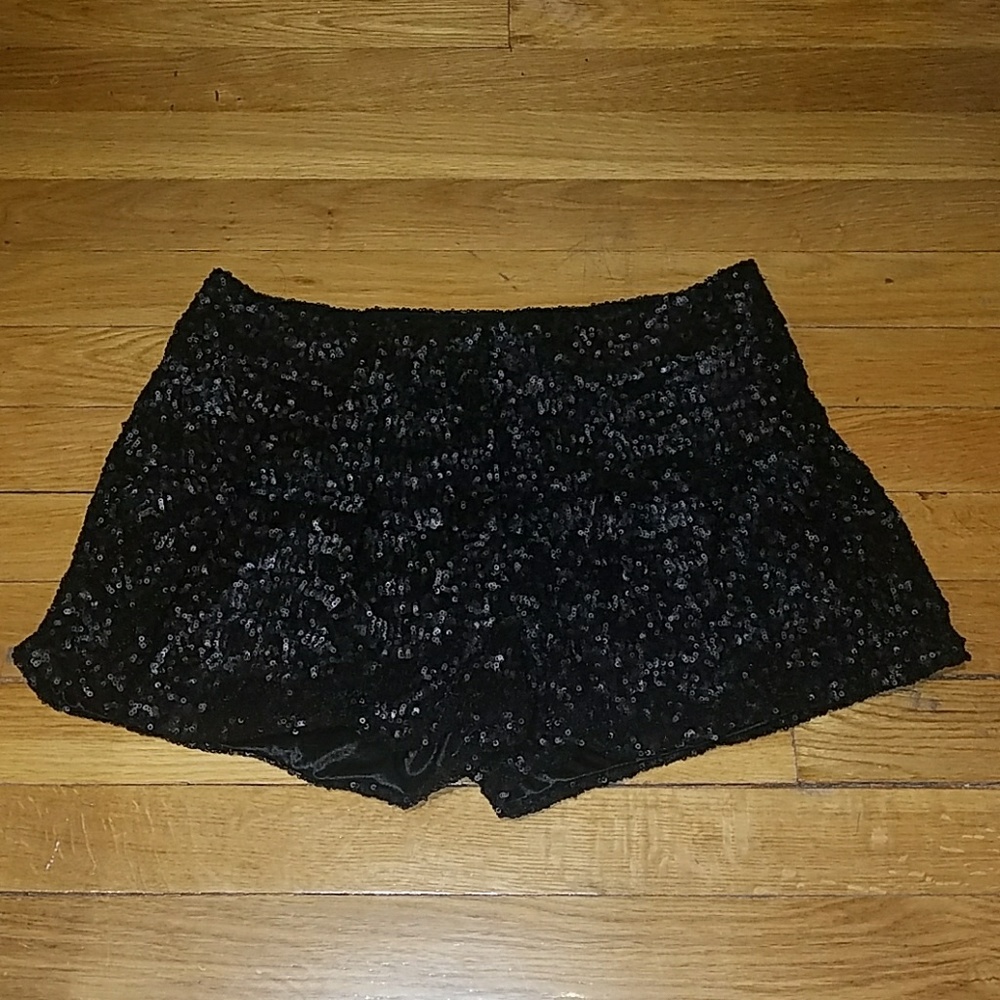 Zio Black Sequin Shorts Size Small